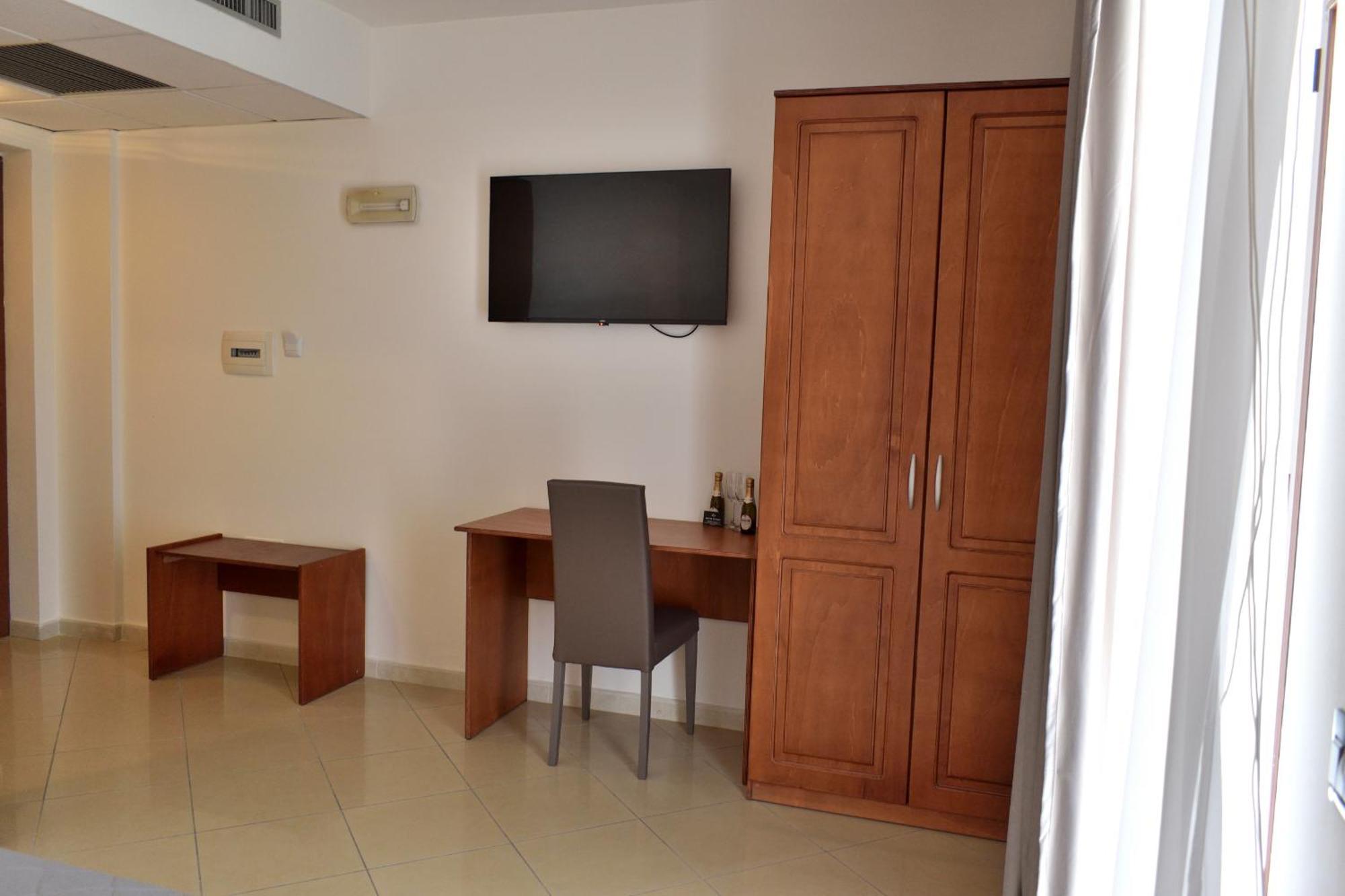 Futuro Hotel